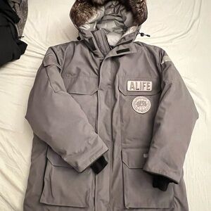 Canada Goose x Alice Men Gray Arctic Program Jacket, Grey, Large